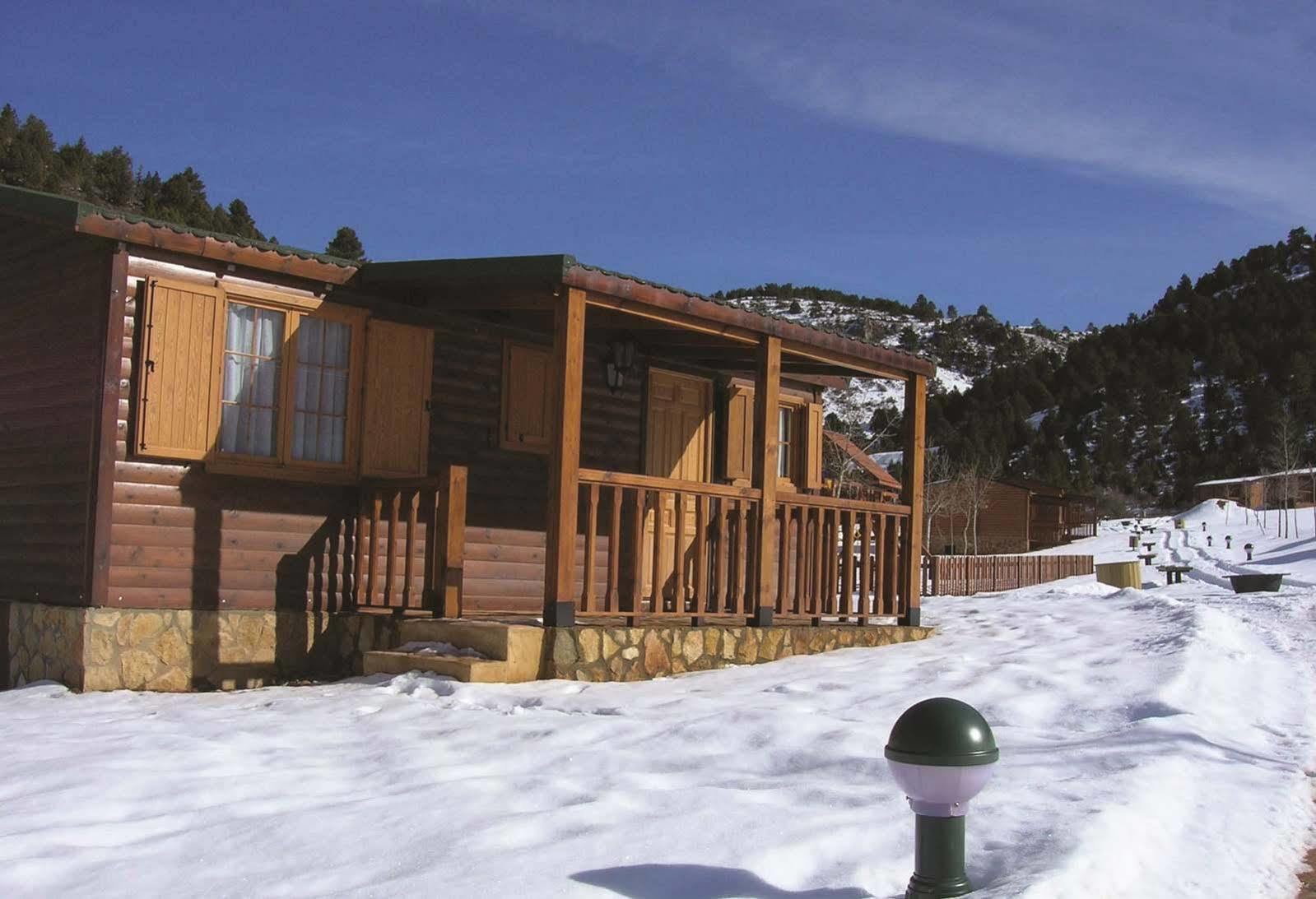 Cabanas De Javalambre Camarena de la Sierra Kültér fotó