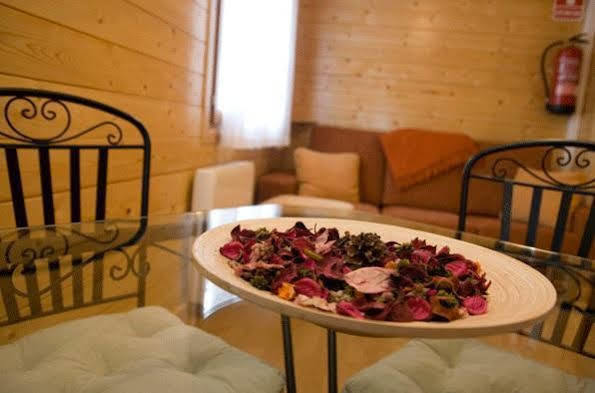Cabanas De Javalambre Camarena de la Sierra Kültér fotó